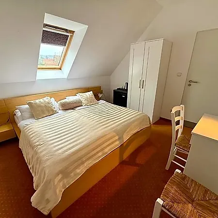 U Srncika Bratislava